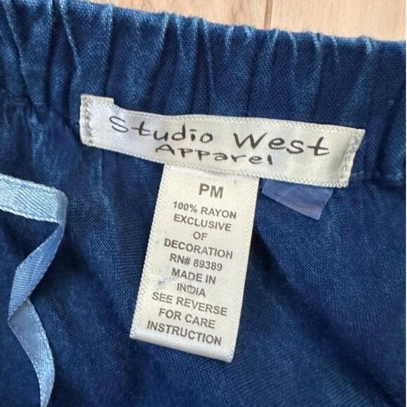 Flowy tiered midi skirt with a denim-print look in lightweight rayon - Picture 7 of 7